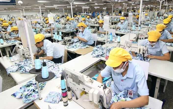 Gaji Karyawan Pabrik Tekstil Berdasarkan Tingkat Pendidikan